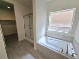 15637 Labrador Ave - Photo 10