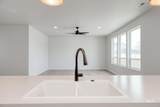121 Golden Citrine Ave - Photo 8