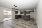 322 Hedwig Pl - Photo 3