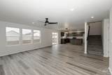 322 Hedwig Pl - Photo 8