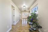560 Riverview Dr. - Photo 5