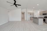 1725 Pegasus Peak Ave - Photo 10
