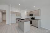 1725 Pegasus Peak Ave - Photo 3