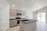 1725 Pegasus Peak Ave - Photo 4