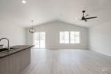 1725 Pegasus Peak Ave - Photo 9
