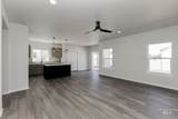 2735 Silver Wolf Ave - Photo 7