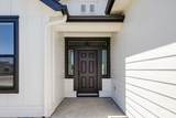 117 Goldstone Ave - Photo 2