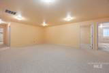 3610 3850 N - Photo 37