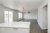 5813 Stavros St - Photo 5
