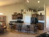 1852 4400 N - Photo 9