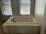 1852 4400 N - Photo 15