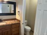 1852 4400 N - Photo 18