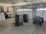 1852 4400 N - Photo 26