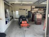1852 4400 N - Photo 27