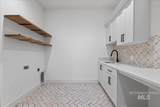 1360 Jordan Ln - Photo 26