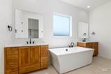 9734 Novato St - Photo 18