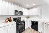 4887 Thornapple Dr - Photo 8