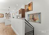 611 8th St - Photo 10