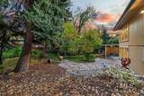 2812 Heather Place - Photo 15