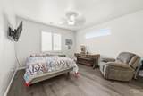 310 Voyage Ave - Photo 21