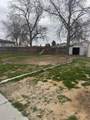 743 Lawrence Ave - Photo 11