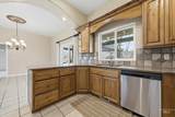 1101 Pioneer Way - Photo 17