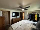 2217 4000 N - Photo 13