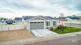 318 Red Rose St - Photo 1