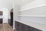 15290 Queensbury Ave - Photo 6