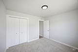 15289 Fuchsia Ave - Photo 13