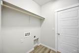15289 Fuchsia Ave - Photo 17