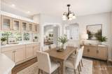 1649 Crown Point Pkwy - Photo 3