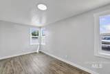 500 W Avenue D - Photo 15