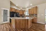313 15th Ave E - Photo 11