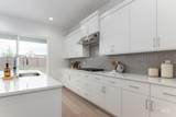 2629 Morehouse Ave - Photo 9