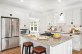 915 17th St - Photo 6