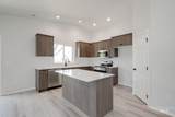 1730 Pegasus Peak Ave - Photo 5