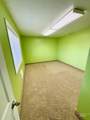 267 100 W - Photo 26