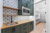 1360 Jordan Ln - Photo 12
