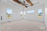 1360 Jordan Ln - Photo 15