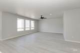 629 Snowy Owl St - Photo 9
