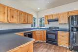 2910 Saint James Pl - Photo 4