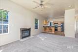 2910 Saint James Pl - Photo 5