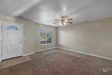 1935 Hampton Way - Photo 6