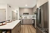 2320 Broadway Avenue - Photo 7
