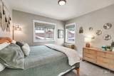 609 Blue Water Circle - Photo 33