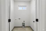 105 50 W - Photo 31