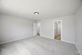 15264 Fuchsia Ave - Photo 11