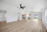 15264 Fuchsia Ave - Photo 9