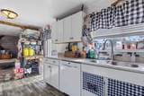 636 Main St N - Photo 14